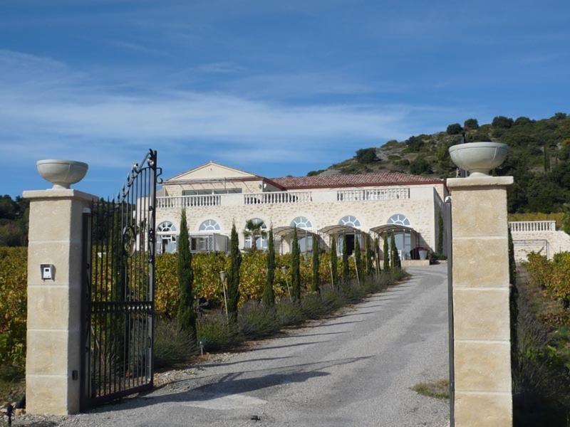 Chateau De Valloubiere